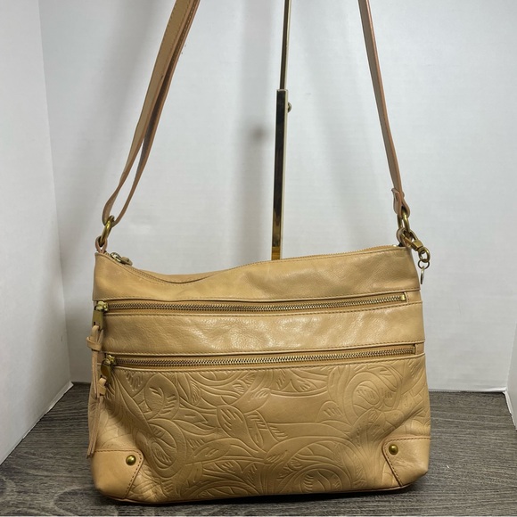 The Sak camel/Tan Leather Shoulder Bag purse. Crossbody. Pre-owned. See all pics - Picture 1 of 11